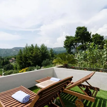 Luciana Residence- Five Bedroom With Two Pools And Center *